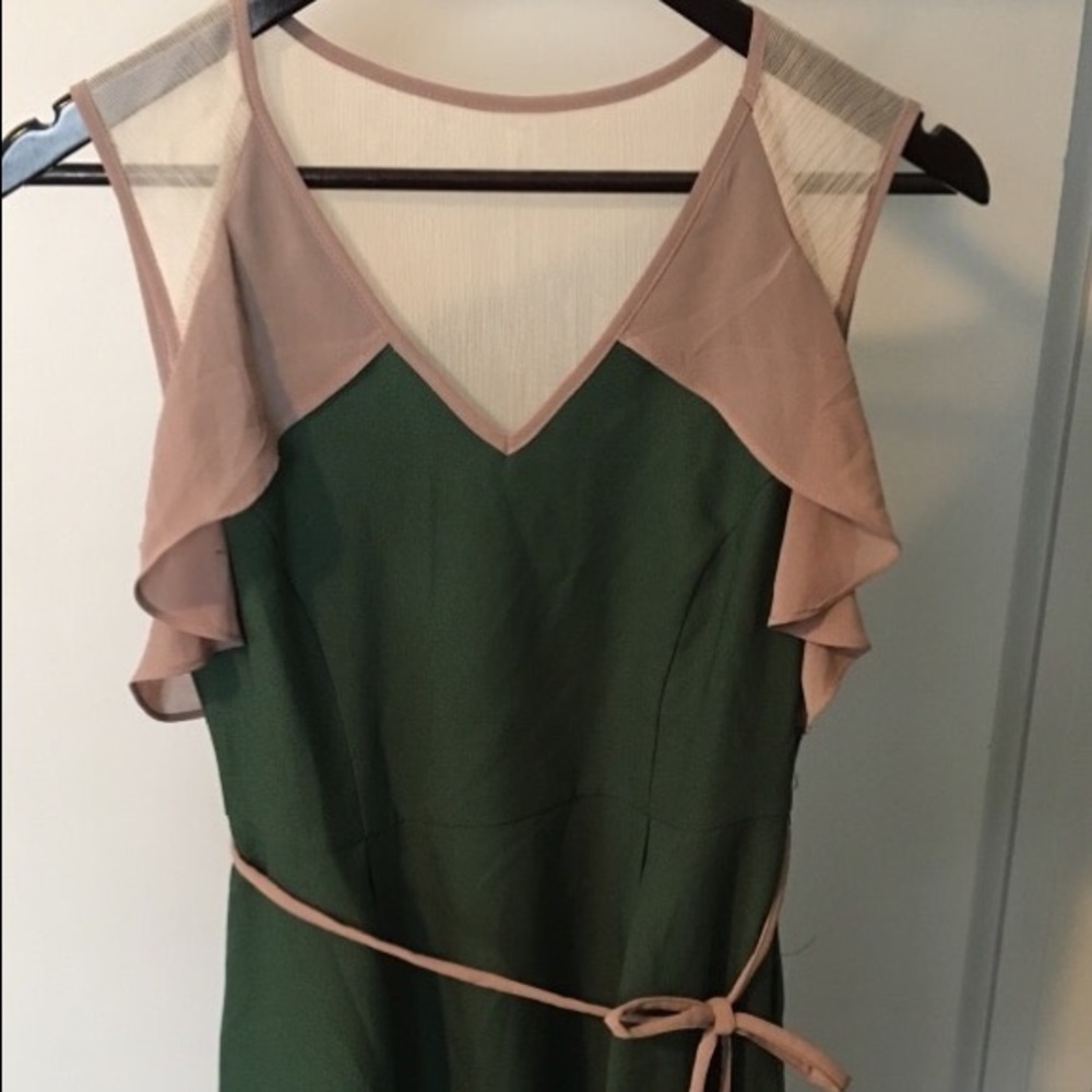 Esley Dress, size Small